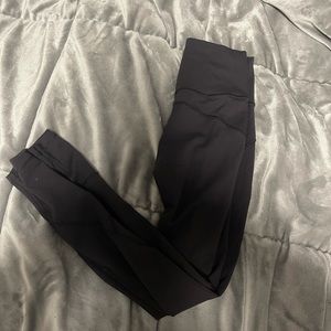 Lululemon black leggings.